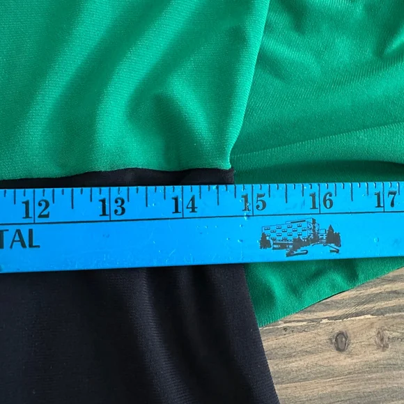 Women’s Tash + Sophie Green Black Sleeveless Cropped Jumpsuit Size L Colorblock - Picture 8 of 11